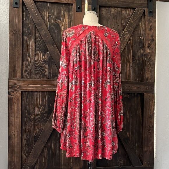 Free People Rain or Shine Printed Dress in Poppy Combo w/pockets - Picture 9 of 11